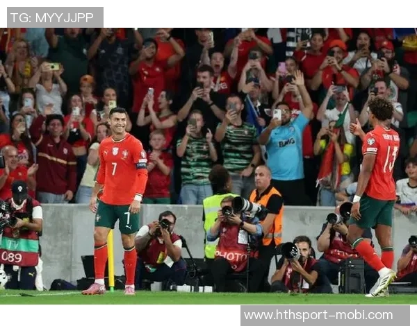 因凡蒂诺祝贺C罗世预赛射手王再创辉煌成就